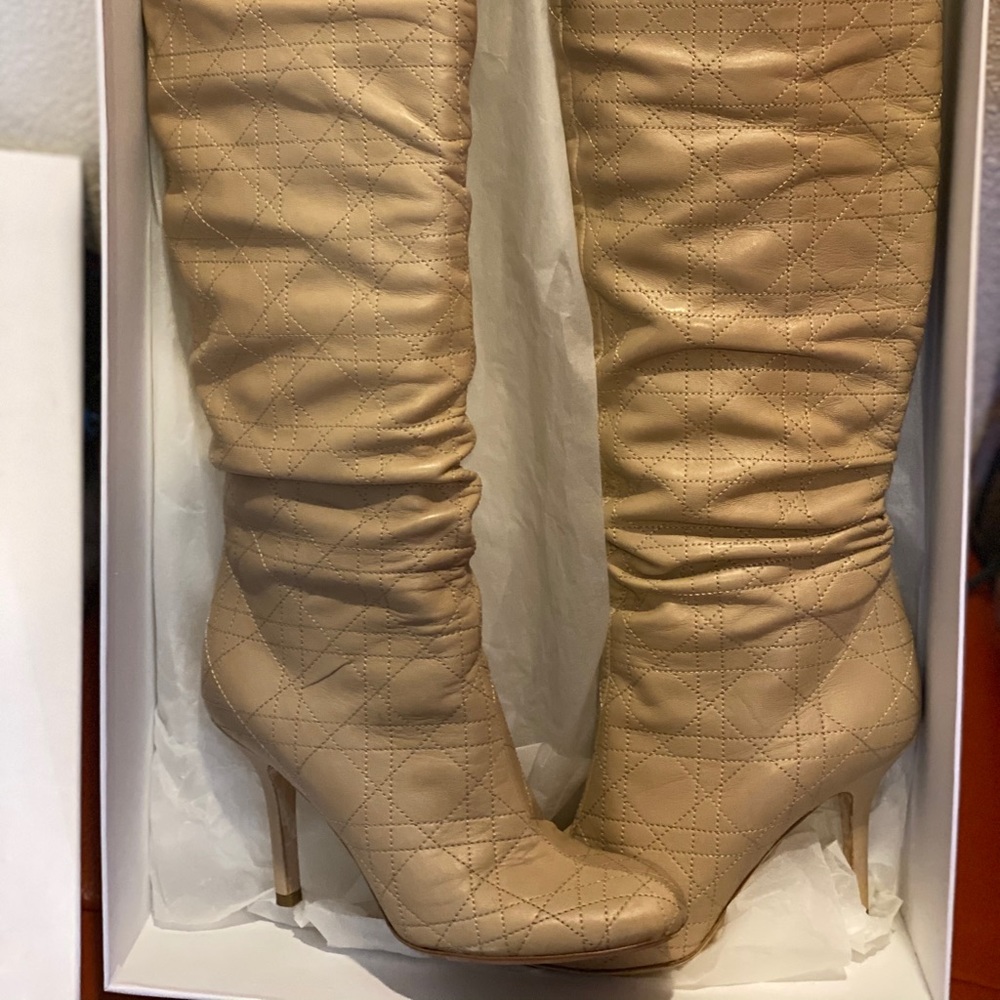 *Authentic* Dior Cannage Beige Leather Boots